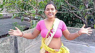 Jija Ne Apni Sali Ko Jangal Me Le Jaa Kar Choda