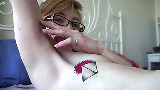 Young amateur teen in solo masturbation getting kinky
