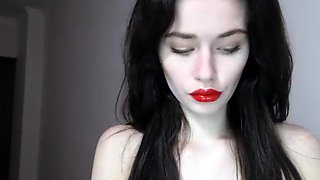 Cute amateur webcam teen girl toying pussy on webcam