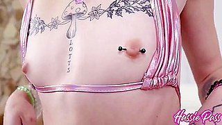 An Acrobatic 1st Teen 18+ Bbg Threesome Featuring Shrooms Q With Brian Omally And Kai Jaxon