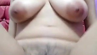 Colok Memek Tembam Saat Sange