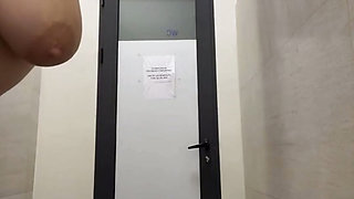 Crazy Anal fucking in the gym so hard