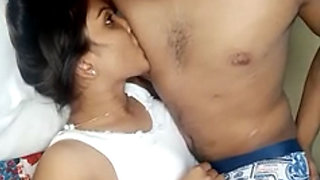 Desi Girlfriend Boyfriend Romantic Kissing Sex Video Clear Hindi Audio