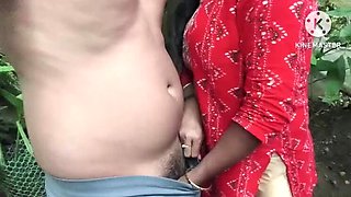 Desi Indian Bhabhi Outdoor Fuck - Horny Village Aunty Gets Doggystyle in Jungle