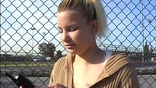 Blonde in Heat Slutty Valor