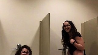 Webcam milf with breast milk live hardcore masturbate