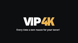 VIP4K. Strawberries are red, let's make a bet!