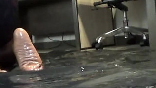 Anat vs Terry, oil wrestling