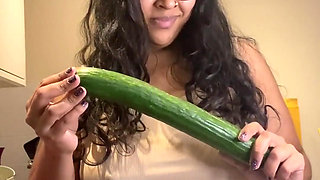 Filthy Squirting BBW in the Kitchen