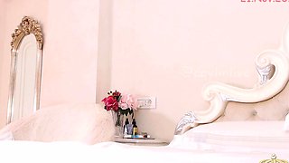 Webcam milf with breast milk live hardcore masturbate