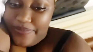 Fat Ebony Girl Has a Big Fat Pussy and She Masturbate