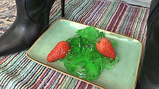 Smoking Mistress and Green Dessert From Boot Soles, POV Clip, Lady Victoria Valente (in German)
