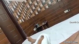 Today Exclusive-sexy Bhabhi Give Blowjob