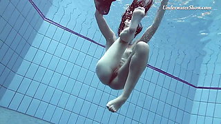 Liza Rachinska hottest girlfriend swimming