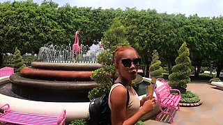 Bubble butt Thai girlfriend sex at home