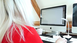 Blonde tight pussy babe solo toy fun in glamour masturbation