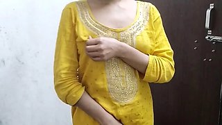 Wild Indian bhabhi Kajolbabs in steamy sex action