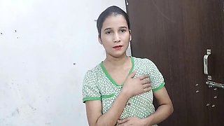 Aunty Desi begs to be filled now with her tight pussy