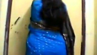 blue saree aunty