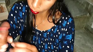 Land At The Mouth Of Bhabhi In An Extraordinary Way