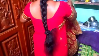 Desi Beauty Housewife Sary Changing in Home