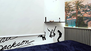 silence!!!!! that my girlfriend doesn't realize that I fuck my girlfriend's aunt