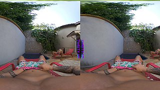 Sex in public pool with Lilian