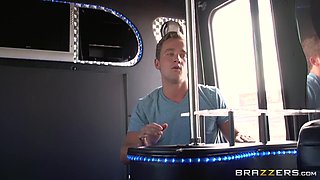 Party Down With The Puny Boy With Van Wylde, Rahyndee James, Abby Cross, Mary Jane Mayhem - Brazzers