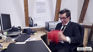 Flirtatious Susi's Wild Passion Ignites on Valentine's Day