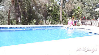 Auntjudys - Your Hot MILF Neighbor Lynna Nilsson Sucks Your Cock by the Pool (pov)
