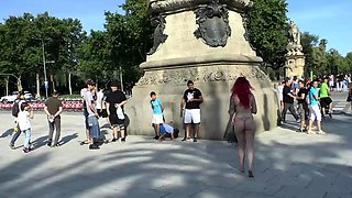 Amateur college teens outdoor oral fun