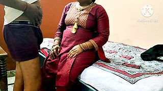 Gym Bhabhi's Masturbation in Hindi