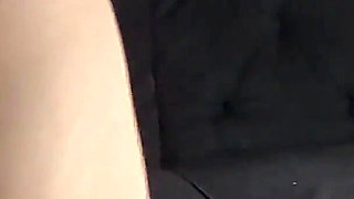 Gostosa Se Mastubando Tocando Siririca De Lingerie E Cabelos Azul