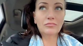 MILF Showing Her Tits in the Car