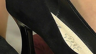 Amazing Cockcrushing with High Heels