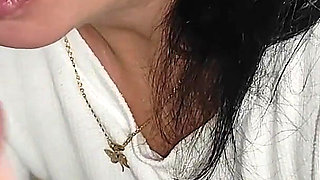 Married Unfaithful Wife Gives a Good Blowjob to Her Neighbor
