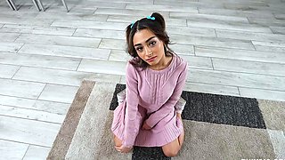 Amateur Curvy Girl Blowjob and Cum on Face and Big Boobs