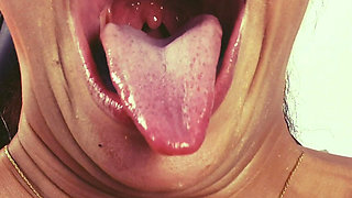 Fetish Smoke Mouth and Tongue