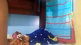 Hot pregnant stepmom masturbates until she squirts