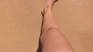 Pee Spotting the Beach