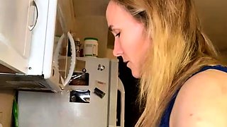 Webcam milf with breast milk live hardcore masturbate