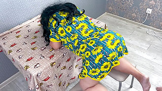 stepmom showed her pussy to her stepson so that he would fuck her in the ass