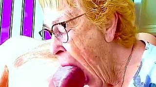 Cathy Blowjob Slut Granny Loves Sucking off Neighbours Cock