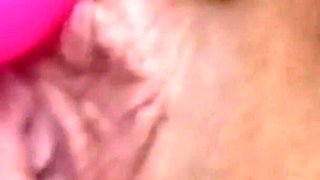 4 Pissing Clips and Vibe
