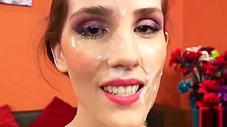 Nasty model gets cumshot on her face gulping all the charge