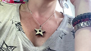 Pussy N Pubes Play in Transport Makes My Fingers Smell Amazing!