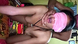 Bhabhi ko chodne me bhut maza aata hai