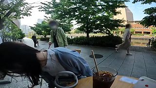 グラマー美人妻が網タイツ姿でクンニされ、オマンコにローター挿入の絶頂セックス