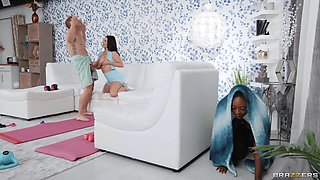 Shower Before Sex With Van Wylde, Angela White, Elsie - Brazzers
