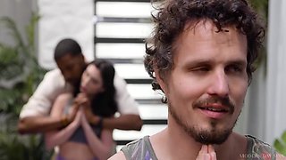 Dicked Down By Instructor In Public Yoga Class With Bf In The Room! - Jane Wilde, Isiah Maxwell And Alexia Anders